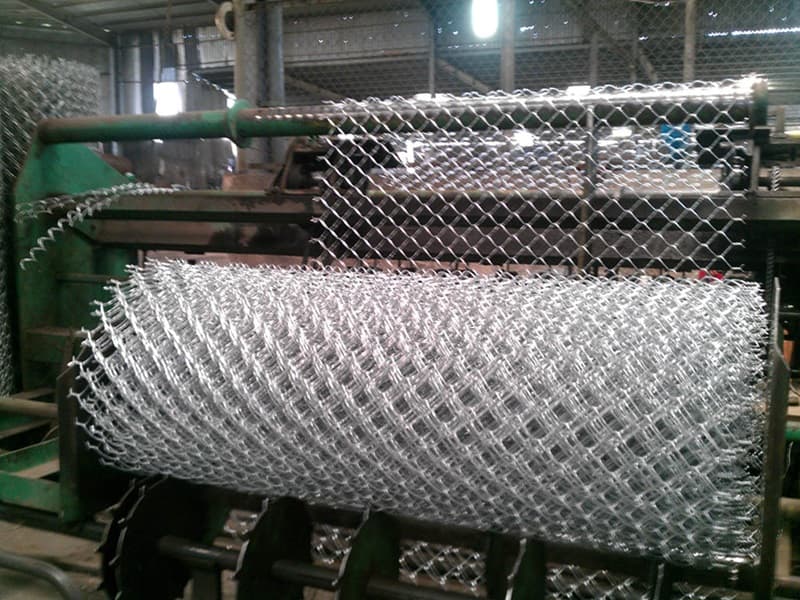 Bảng giá lưới B40 quận 5 luôn được cập nhật