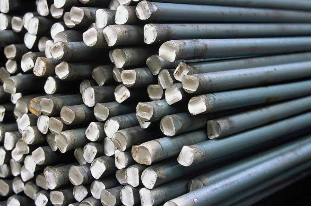 Sắt tròn phi 20 đen