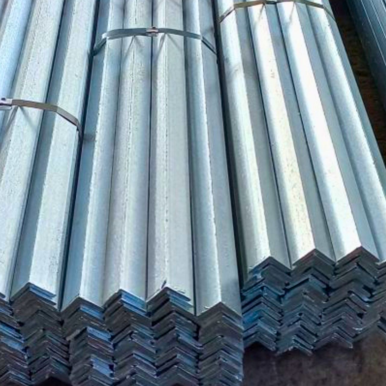 sắt V60x60