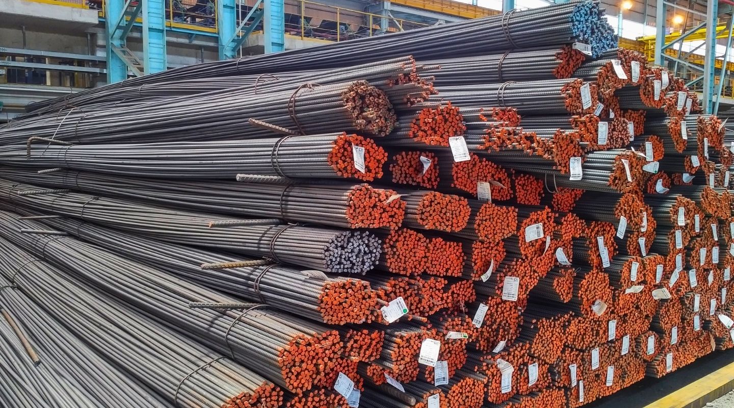 Sắt Thép Lộc Hiếu Phát cung cấp các loại sắt xây dựng với nhiều quy cách và chủng loại