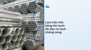 Bó ống thép mạ kẽm xếp chồng bên tiêu đề làm trần nhà bằng tôn lạnh: độ dày và cách chống nóng